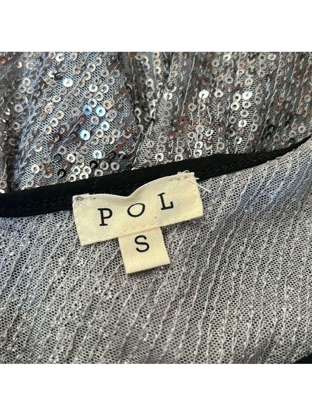 POL Sequin Black and Silver Adjustable Shoulder Strap Top Size Small - Picture 7 of 8